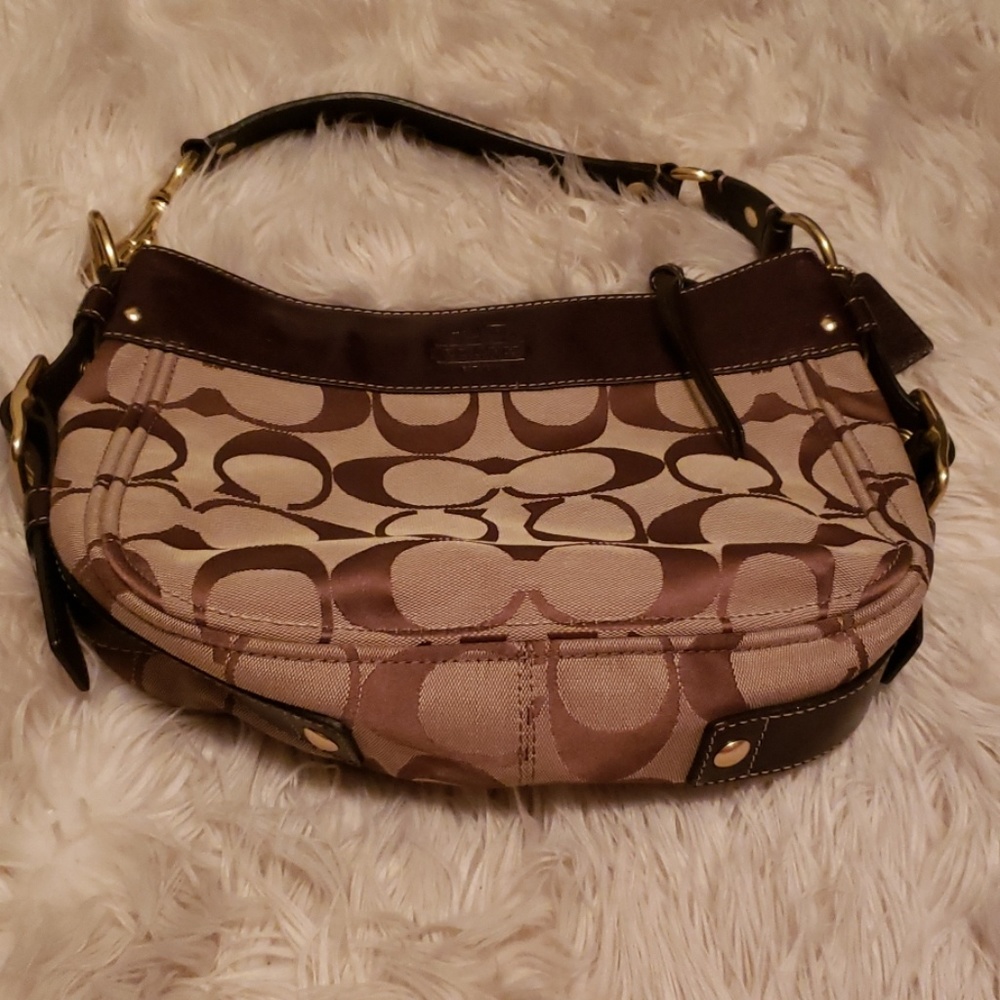 Ladies Authentic Coach Handbag